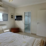 Lindo sobrado com 4 suites e piscina à venda, 365m², por R$ 2.450.000,00 no condomínio Villa Suiça, em Indaiatuba/SP.