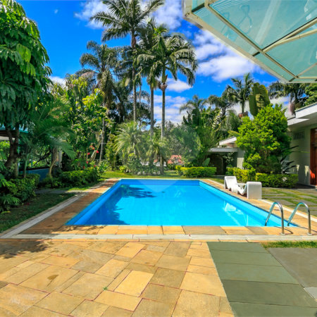 Casa Térrea à venda com 4 suítes em Jardim Marajoara, São Paulo, SP