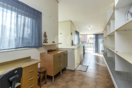 Sobrado à venda com 3 suítes em Vila Carrão, São Paulo, SP