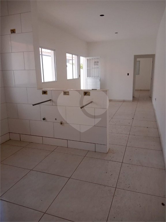 Casa à venda com 2 quartos em Jardim dos Ipês, Mairinque, SP