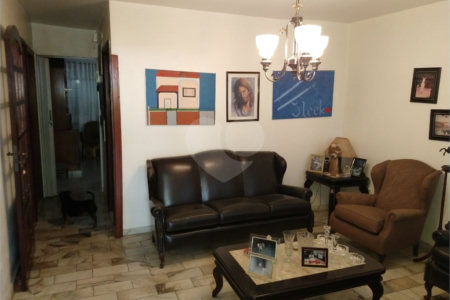 Casa Térrea à venda com 3 quartos em Parque Residencial Julia, São Paulo, SP