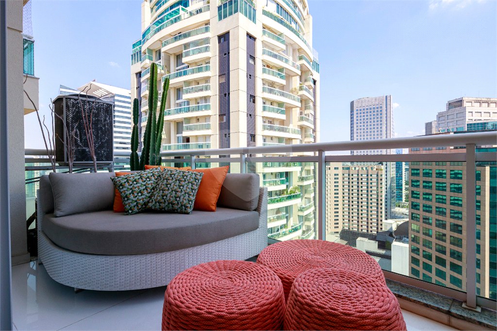 Apartamento à venda com 3 suítes em Cidade Monções, São Paulo, SP
