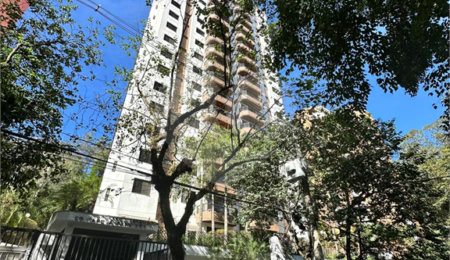 Apartamento à venda com 3 quartos, sendo 1 suíte,  em Vila Andrade, São Paulo, SP