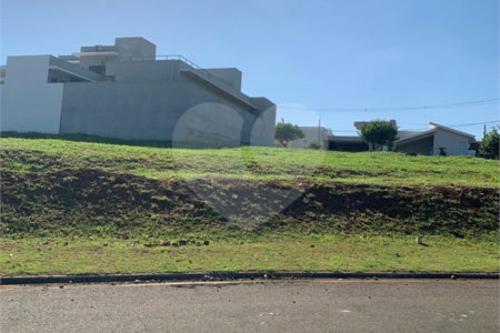 Terreno à venda em Jardim São Camilo, Araraquara, SP