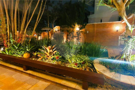 Casa à venda com 5 suítes em Jardim Leonor, São Paulo, SP