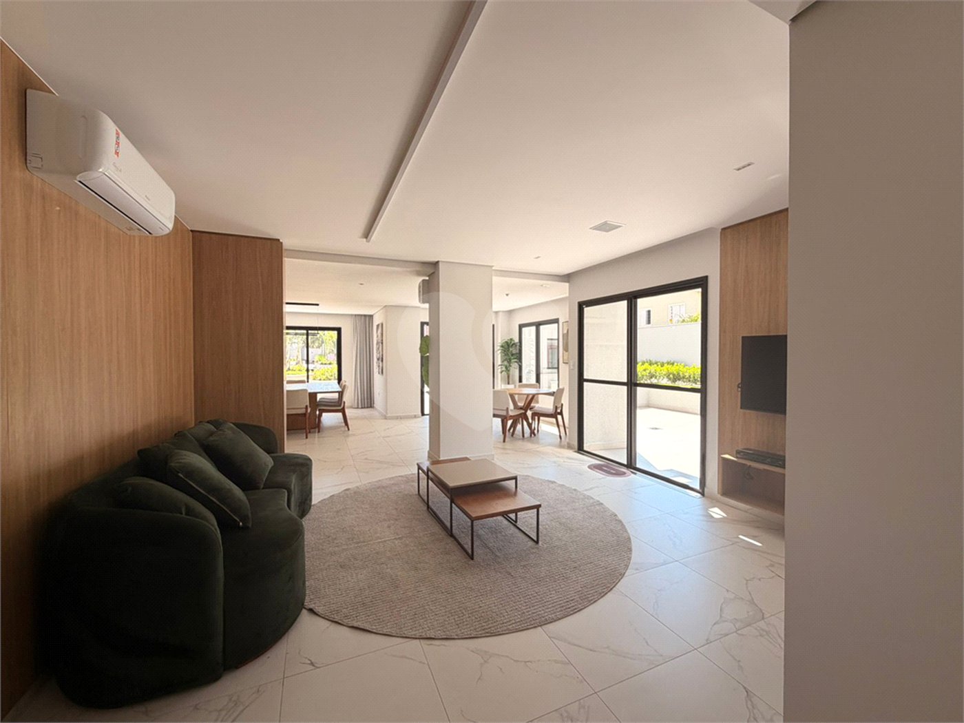 Apartamento à venda ou para alugar com 2 quartos, sendo 1 suíte, em Parque Campolim, Sorocaba, SP