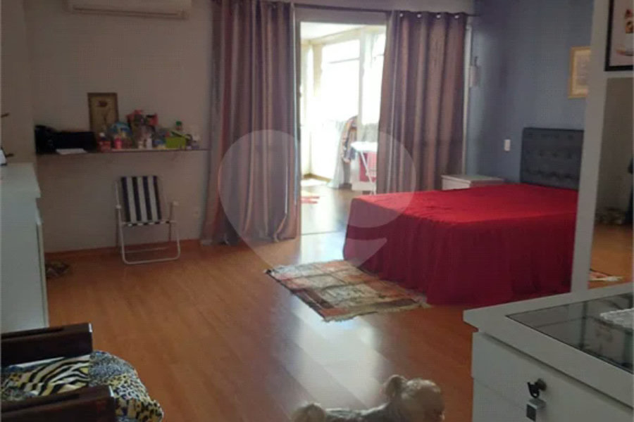 Casa à venda com 3 quartos, sendo 2 suítes, em Horto, São Paulo, SP