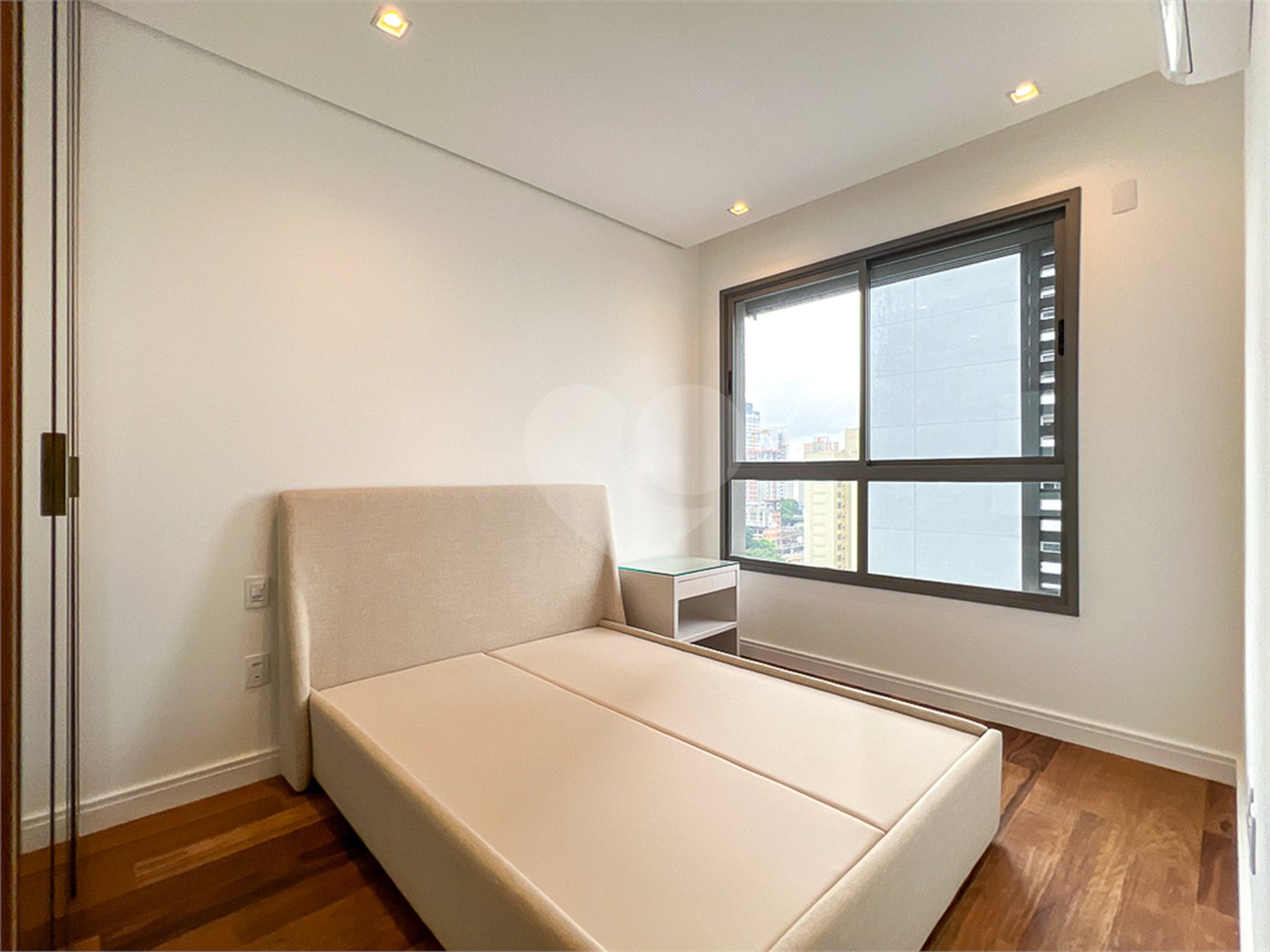 Apartamento à venda com 2 quartos, sendo 1 suíte, em Santo Amaro, São Paulo, SP
