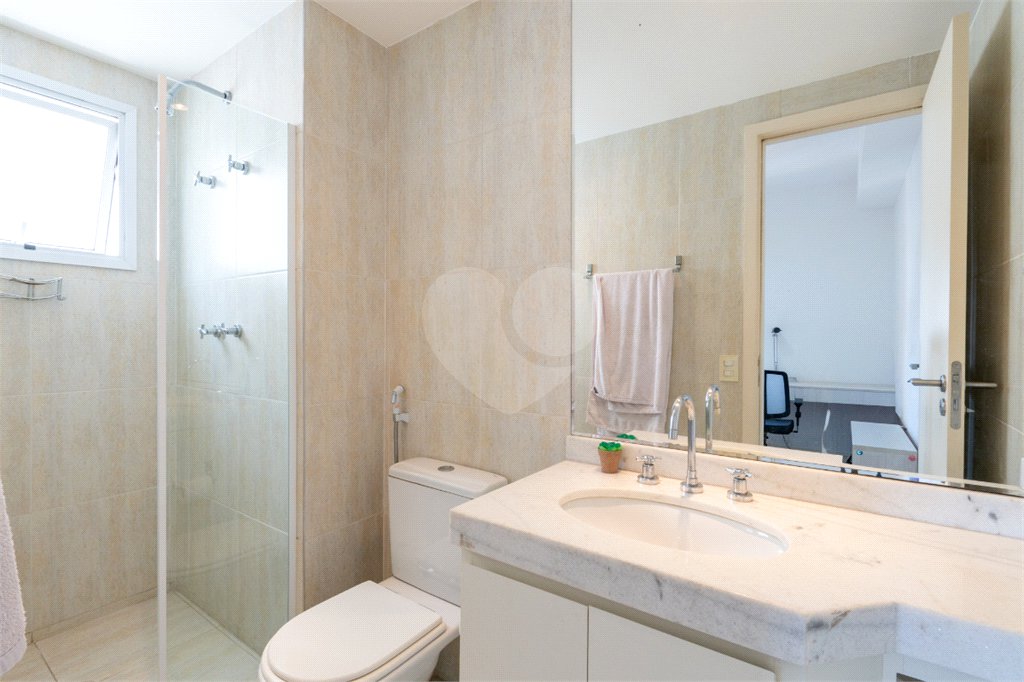 Apartamento à venda com 3 suítes em Campo Belo, São Paulo, SP