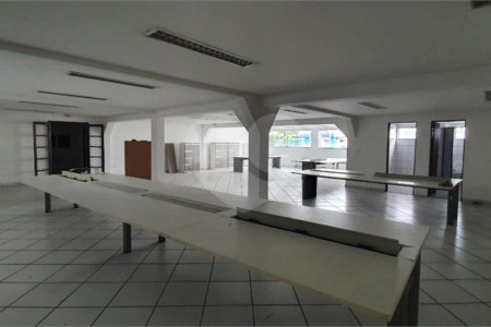 Prédio à venda ou para alugar em Vila Palmares, Santo André, SP