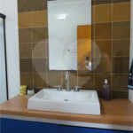 Casa para alugar com 4 quartos, sendo 3 suítes,  no condomínio Figueira Garden, Atibaia - SP