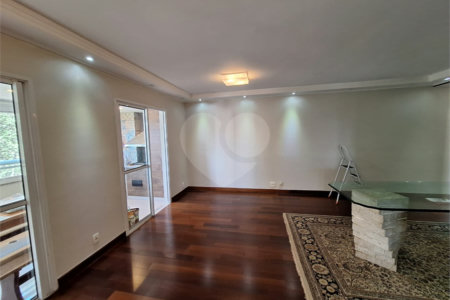 Apartamento para alugar com 3 suítes em Vila Suzana, São Paulo, SP