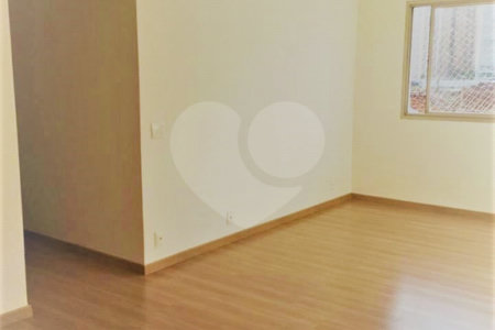 Apartamento à venda com 3 quartos, sendo 1 suíte, em Vila Mariana, São Paulo, SP