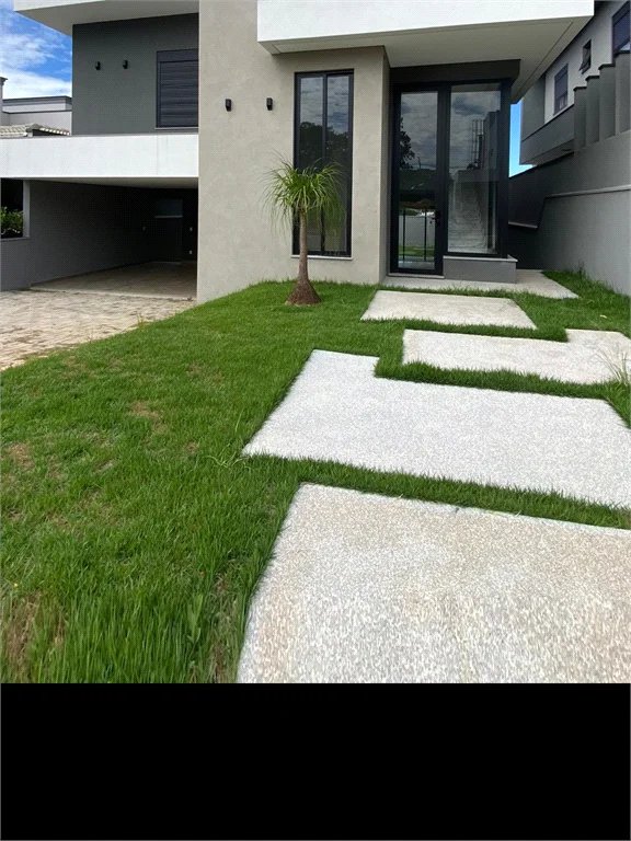 Casa à venda com 3 suítes no condomínio Parque das Camélias, Jundiaí - SP