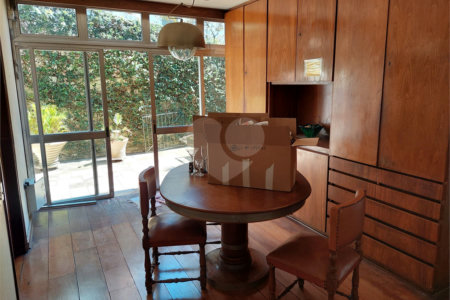 Casa à venda com 3 suítes em Jardim Leonor, São Paulo, SP