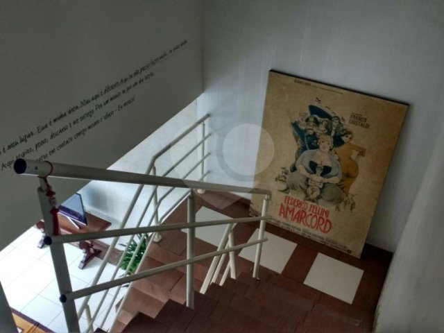 Sobrado à venda com 3 quartos, sendo 1 suíte,  em Tremembé, São Paulo, SP