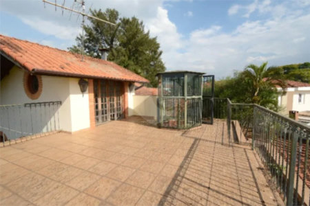 Casa à venda com 5 suítes em Capela do Socorro, São Paulo, SP
