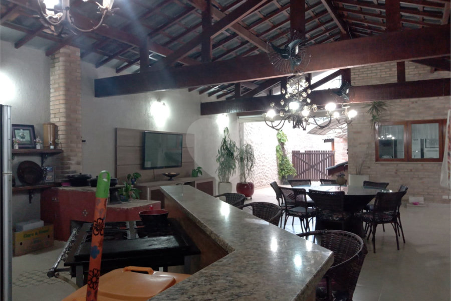 Casa à venda com 4 suítes no condomínio Alpes de Mairiporã, Mairiporã - SP