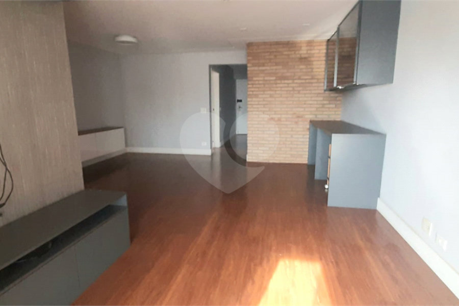 Apartamento à venda com 3 quartos, sendo 1 suíte, em Santana, São Paulo, SP