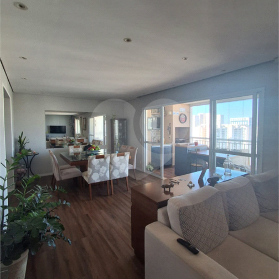 Apartamento à venda com 3 quartos, sendo 1 suíte, no Centro, São Bernardo do Campo, SP