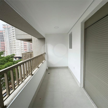 Apartamento à venda com 3 suítes em Moema, São Paulo, SP