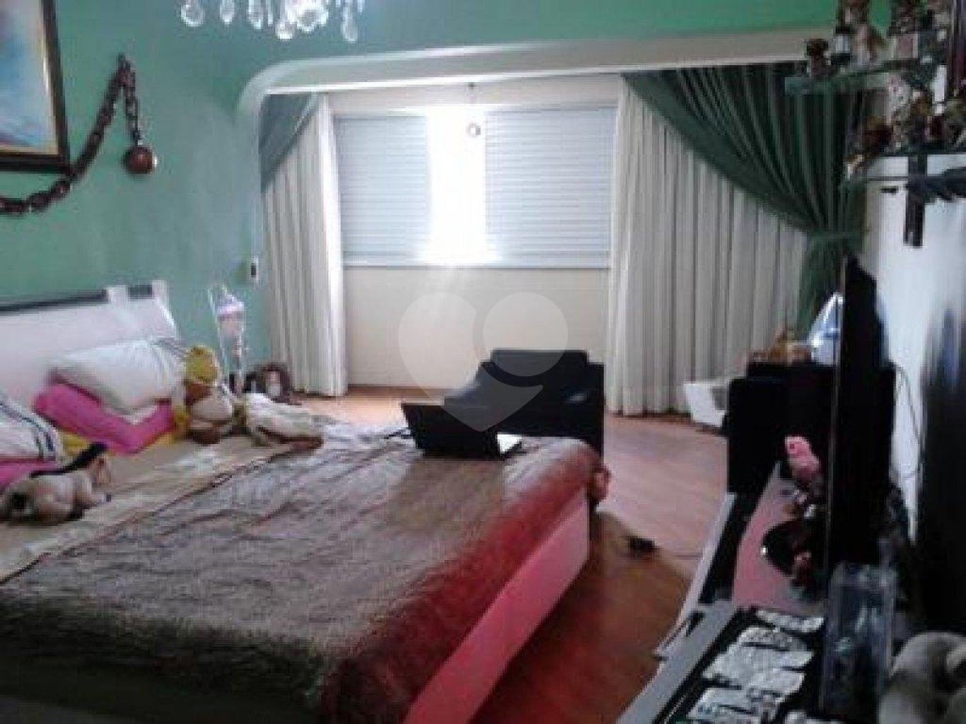 Sobrado à venda com 4 quartos, sendo 2 suítes, em Penha, São Paulo, SP