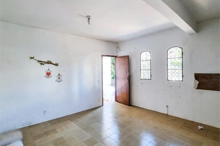 Sobrado à venda com 5 quartos em Butantã, São Paulo, SP