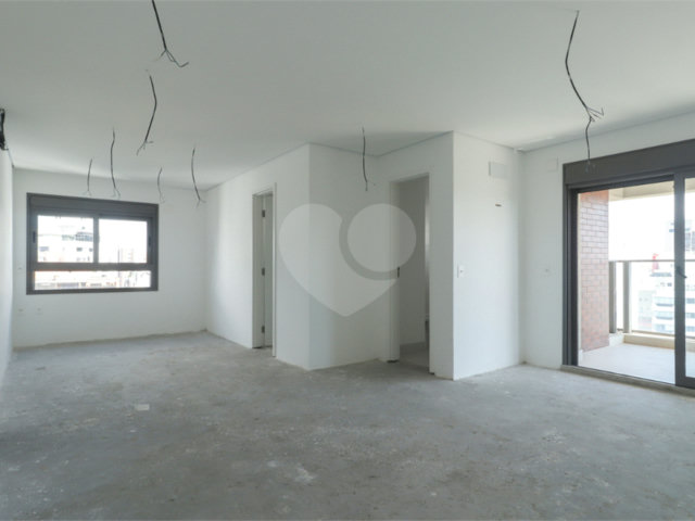 Apartamento à venda com 3 quartos, sendo 2 suítes,  em Brooklin, São Paulo, SP