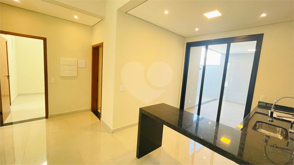 Casa à venda com 3 suítes no condomínio Terras de São Francisco, Sorocaba - SP