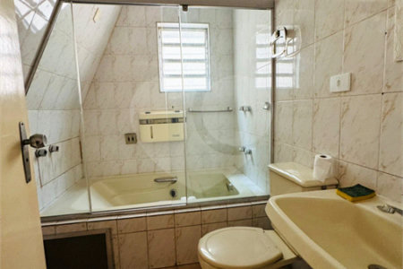Casa à venda com 3 quartos, sendo 1 suíte,  em Vila Leonor, Guarulhos, SP