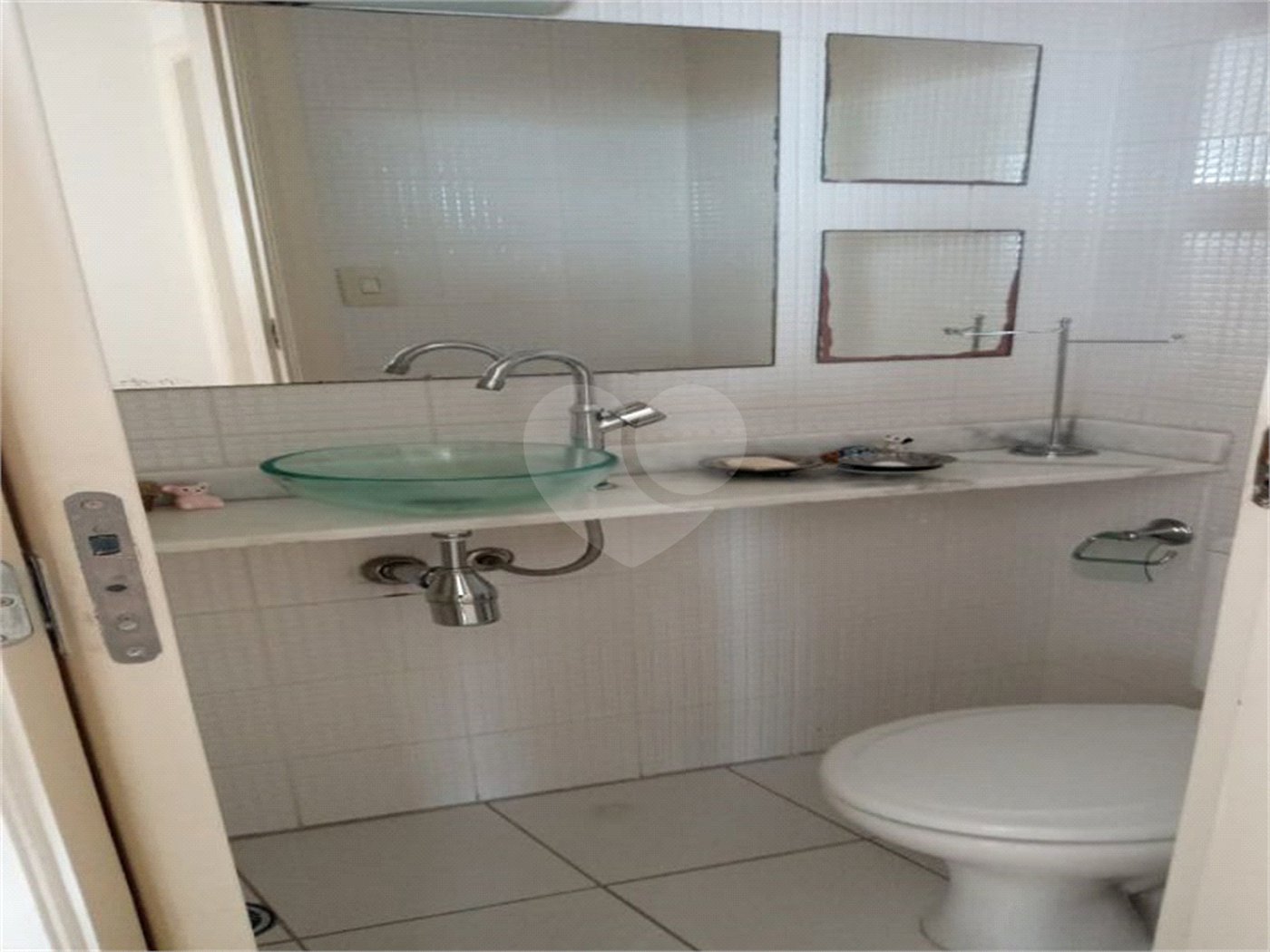 Apartamento à venda com 3 quartos, sendo 1 suíte, em Vila Brasilina, São Paulo, SP