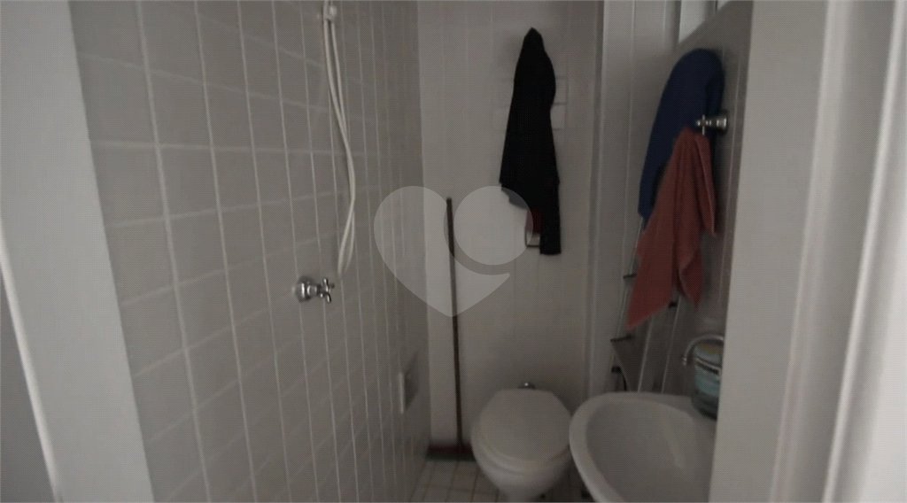 Apartamento à venda com 3 quartos, sendo 1 suíte, em Higienópolis, São Paulo, SP