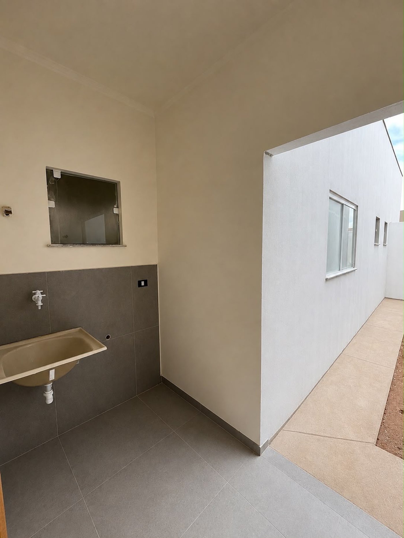 Casa à venda com 2 suítes em Jardim das Paineiras, Três Lagoas, MS