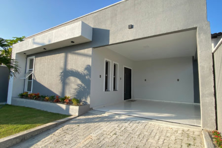 Casa à venda com 3 quartos, sendo 2 suítes, no condomínio PORTO LAGOA, Aquiraz - CE