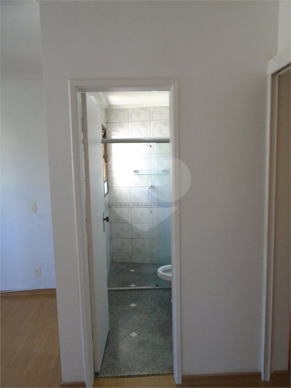 Apartamento à venda com 3 quartos, sendo 1 suíte, em Vila Oliveira, Mogi das Cruzes, SP