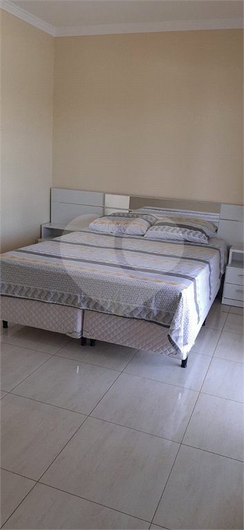 Casa à venda com 3 suítes no condomínio Parque Residencial Shambala 3, Atibaia - SP