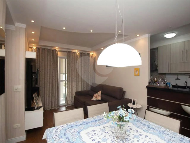 Apartamento à venda com 2 quartos, sendo 1 suíte,  em Parque Novo Mundo, São Paulo, SP