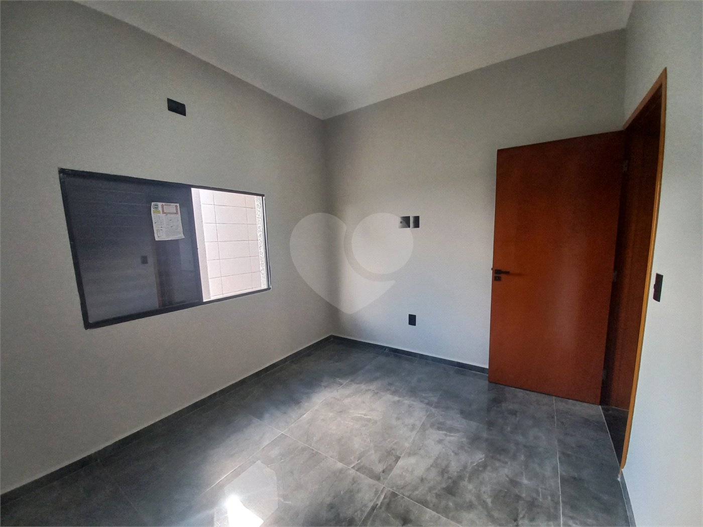 Casa à venda com 3 quartos, sendo 1 suíte, no condomínio Horto Florestal Villagio, Sorocaba - SP