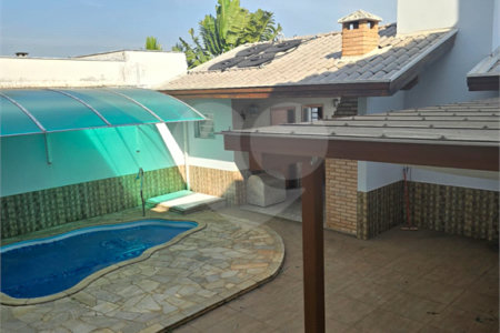 Casa à venda com 4 quartos, sendo 1 suíte, no condomínio Raizes, Paulínia - SP