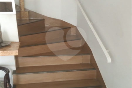 Casa à venda com 3 quartos em Mirandópolis, São Paulo, SP