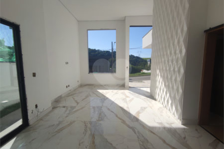 Casa à venda com 3 suítes no condomínio Aruã Brisas, Mogi das Cruzes - SP