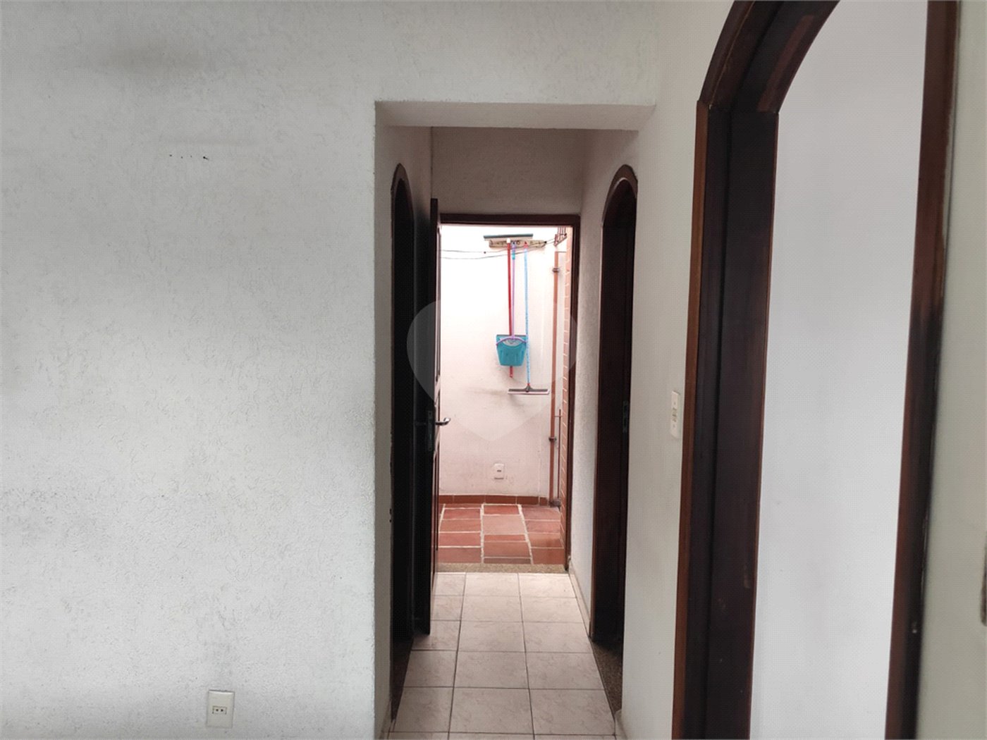 Sobrado à venda com 2 quartos em Vila Nivi, São Paulo, SP