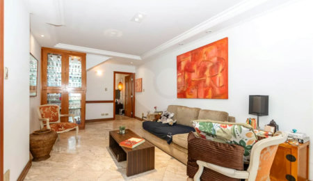 Casa de Vila à venda com 3 quartos, sendo 1 suíte,  em Campo Belo, São Paulo, SP