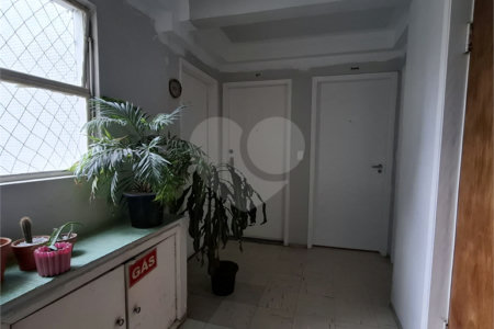 Apartamento à venda com 2 quartos em Cerqueira César, São Paulo, SP