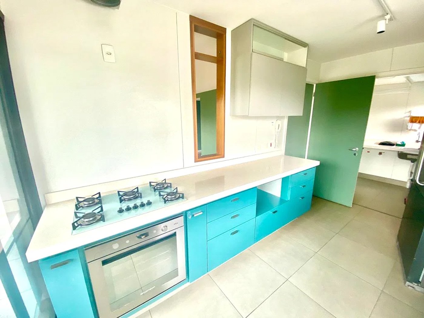 Apartamento à venda com 3 suítes em Jardim das Bandeiras, São Paulo, SP