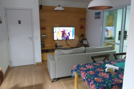 Apartamento à venda com 3 quartos, sendo 1 suíte,  em Vila Suissa, Mogi das Cruzes, SP