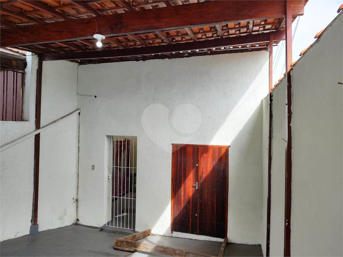 Casa à venda com 4 quartos, sendo 1 suíte, em Vila Mazzei, São Paulo, SP
