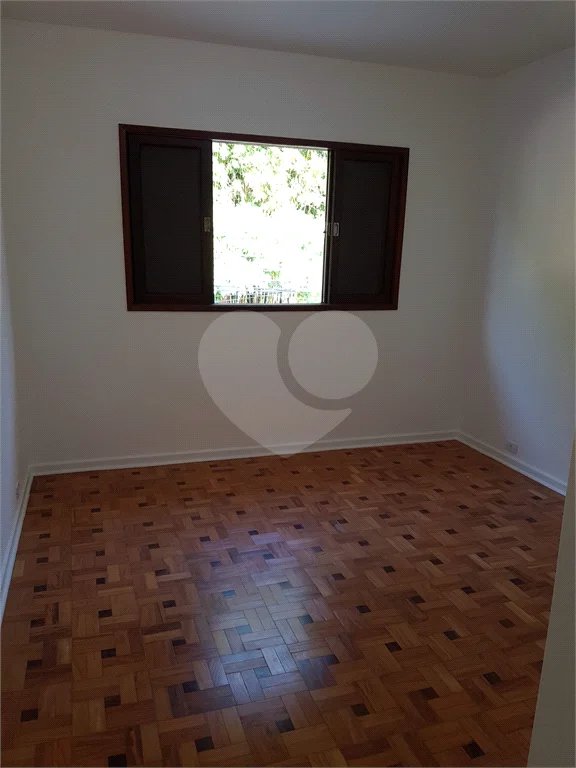 Sobrado à venda com 3 quartos, sendo 1 suíte, em Brooklin, São Paulo, SP