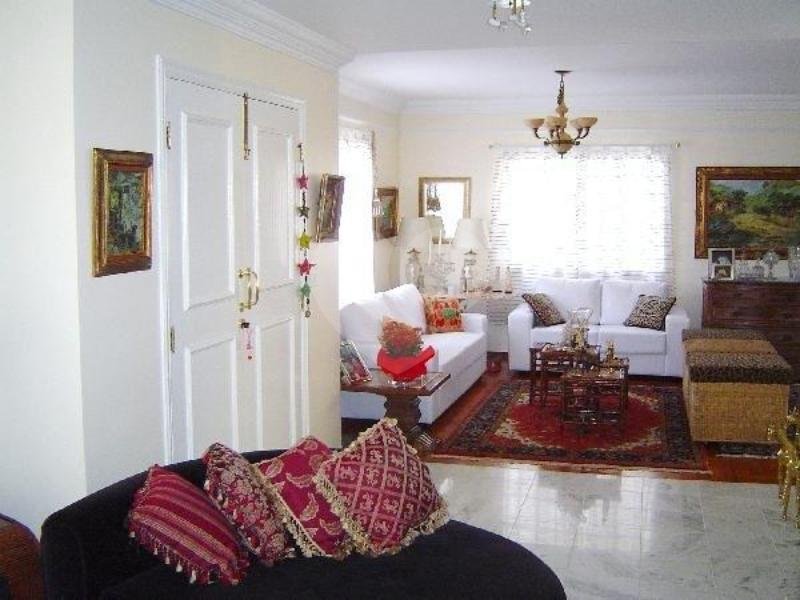 Casa à venda com 5 suítes em Jardim Morumbi, São Paulo, SP
