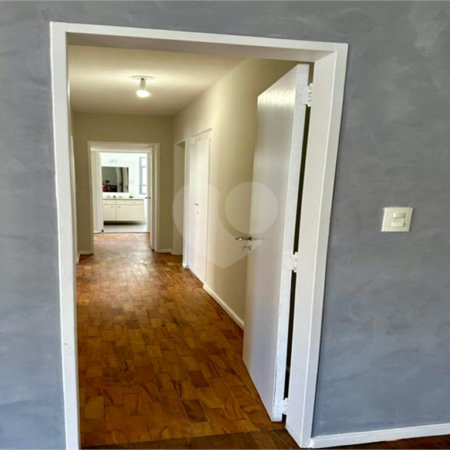 Apartamento à venda com 3 quartos, sendo 1 suíte, em Itaim Bibi, São Paulo, SP
